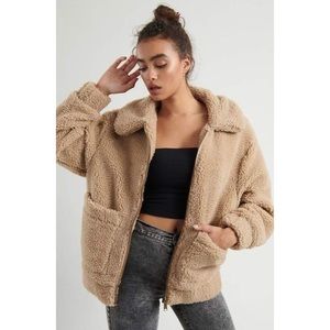 Garage teddy coat